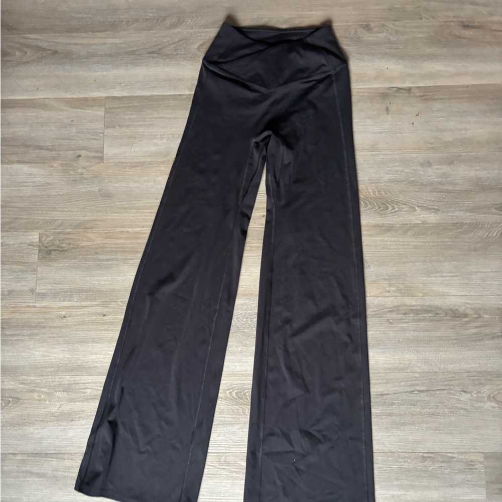 Gymshark Black Wide-Leg Women's Pants